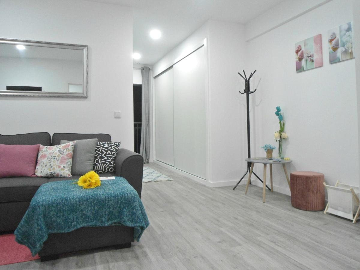 Town Apartment 푼샬 외부 사진