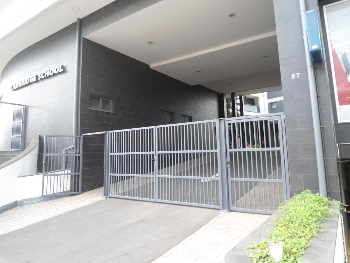 Town Apartment 푼샬 외부 사진